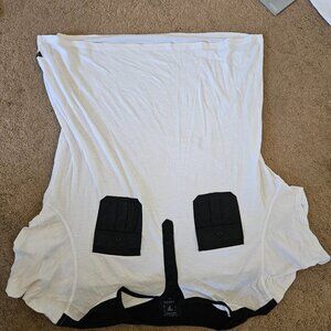 Guess XXL Unique Designer T-Shirt Barely Worn